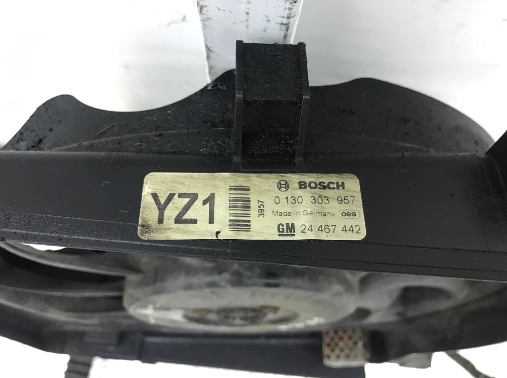 Вентилятор радиатора бу для Opel Zafira B 1.9 CDTi,  2010 г.