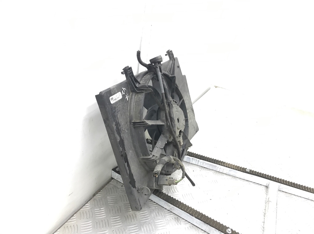 Вентилятор радиатора бу для Ford Fiesta 6 1.6 TDCi,  2011 г.