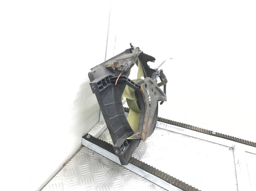 Вентилятор радиатора бу для Honda Civic 7 1.6 i,  2003 г.