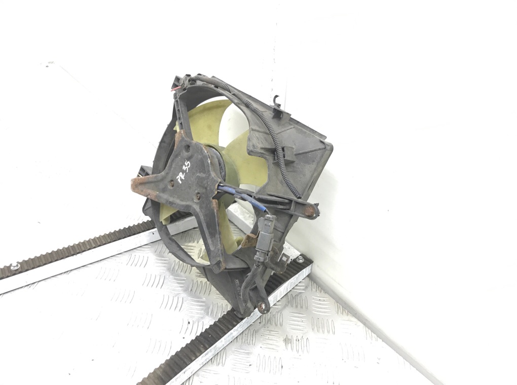 Вентилятор радиатора бу для Honda Civic 7 1.6 i,  2003 г.