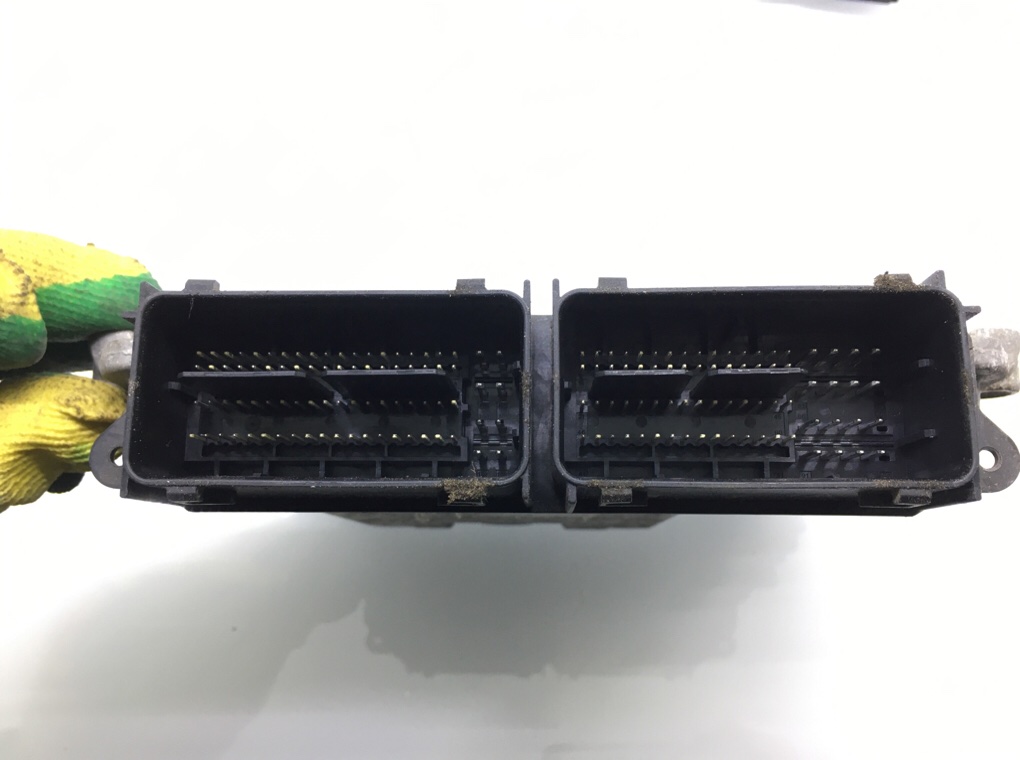 Блок управления двигателем бу для Ford Fiesta 6 1.0 i,  2013 г.