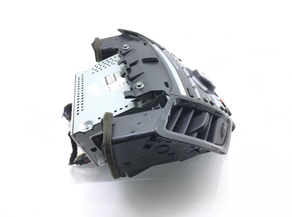 Магнитола бу для Ford Fiesta 6 1.0 i,  2013 г.