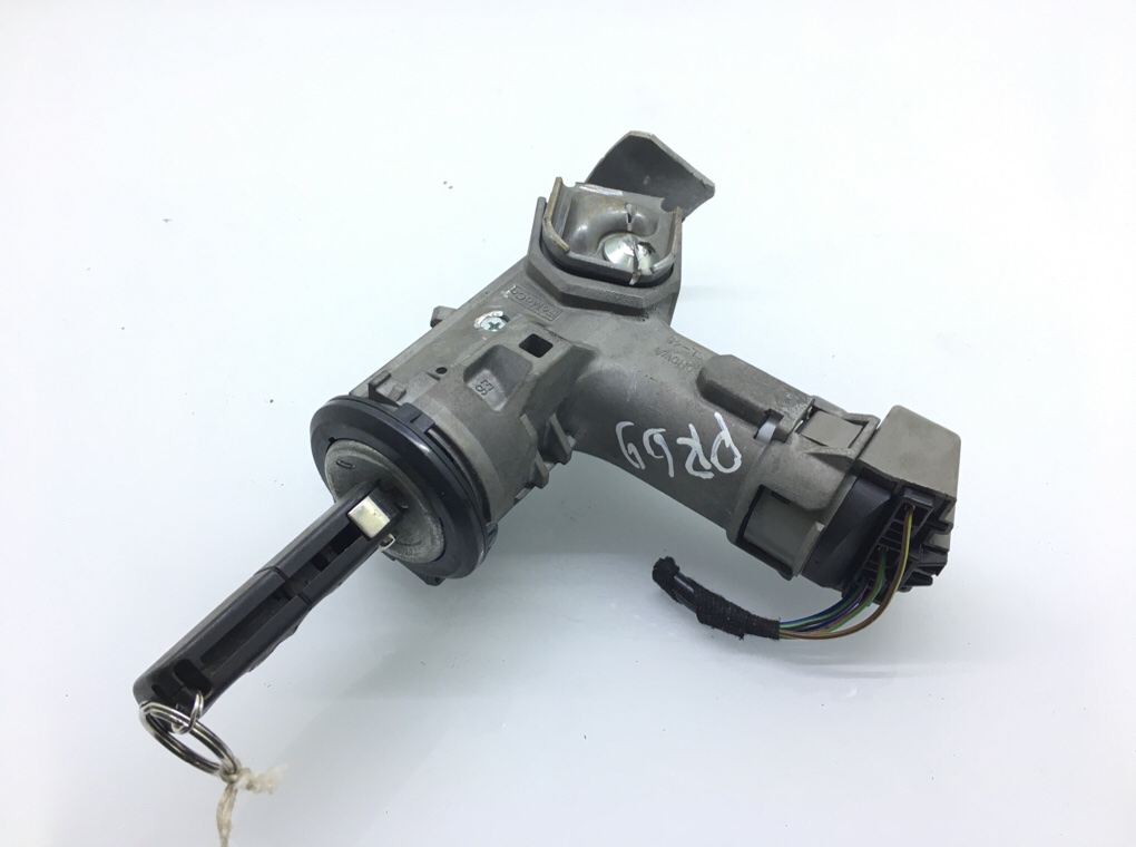 Замок зажигания бу для Ford Fiesta 6 1.0 i,  2013 г.