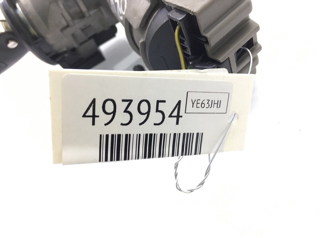 Замок зажигания бу для Ford Fiesta 6 1.0 i,  2013 г.