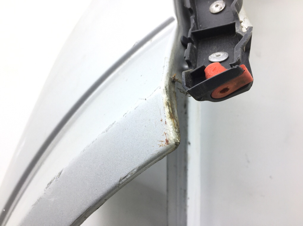 Крыло переднее правое бу для Opel Astra H 1.6 i,  2005 г.