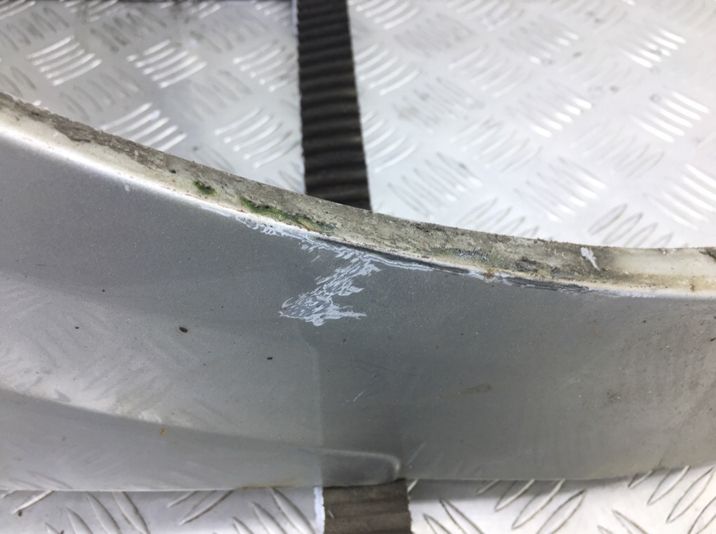 Крыло переднее правое бу для Opel Astra H 1.6 i,  2005 г.