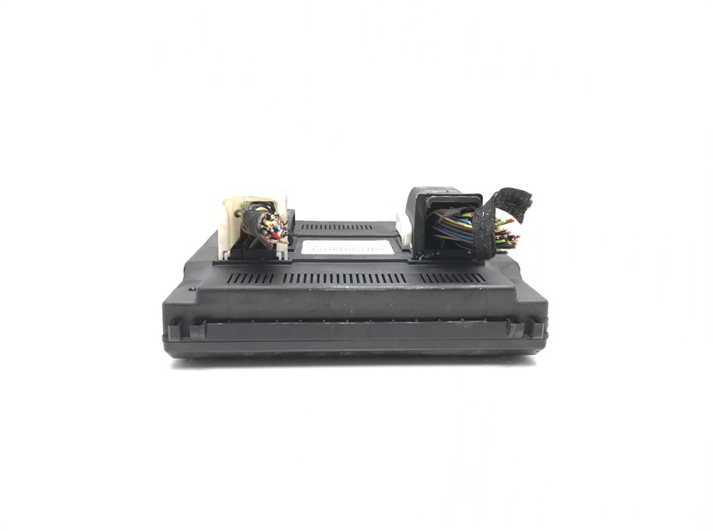 Блок комфорта бу для Skoda Fabia 2 1.2 i, 2011 г. Блок комфорта бу для Skoda Fabia 2 1.2 i, 2011 г.