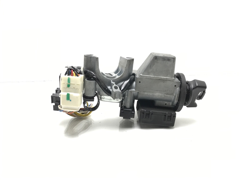 Замок зажигания бу для Suzuki Grand Vitara 2 2.4 i,  2009 г.