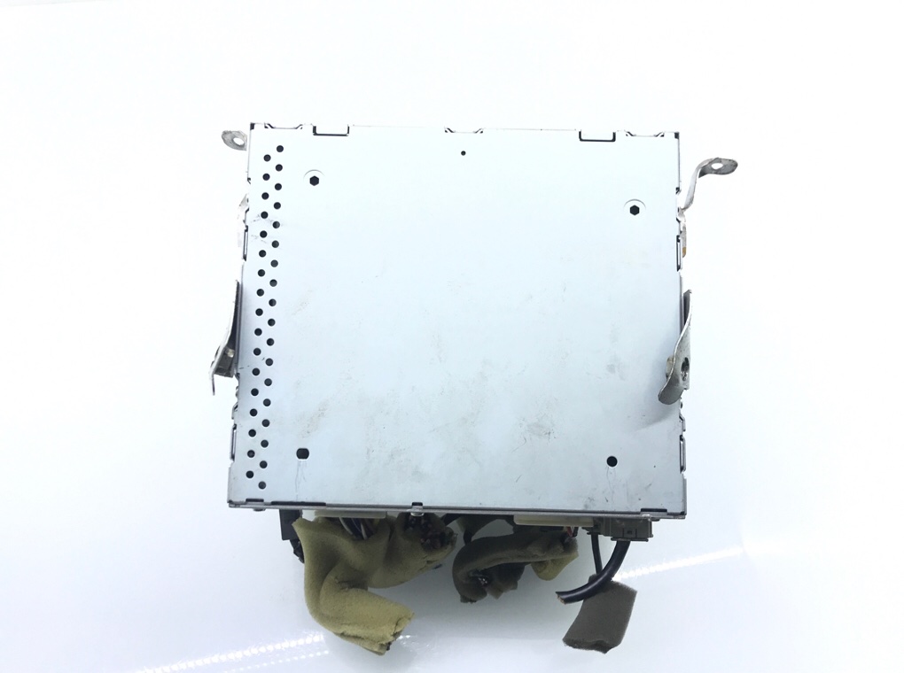 Магнитола бу для Nissan Navara  3.0 DCi,  2014 г.