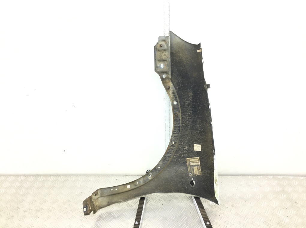 Крыло переднее правое бу для Opel Combo C 1.3 CDTI,  2008 г.