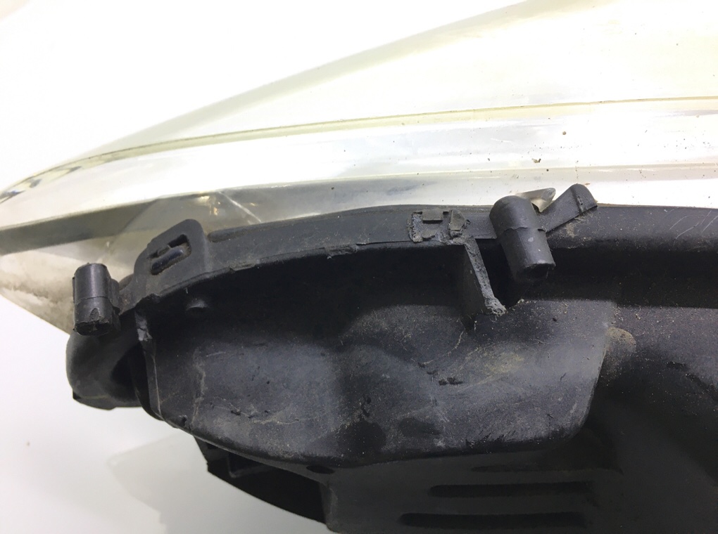 Фара правая бу для Peugeot 308 T7 1.6 i,  2010 г.