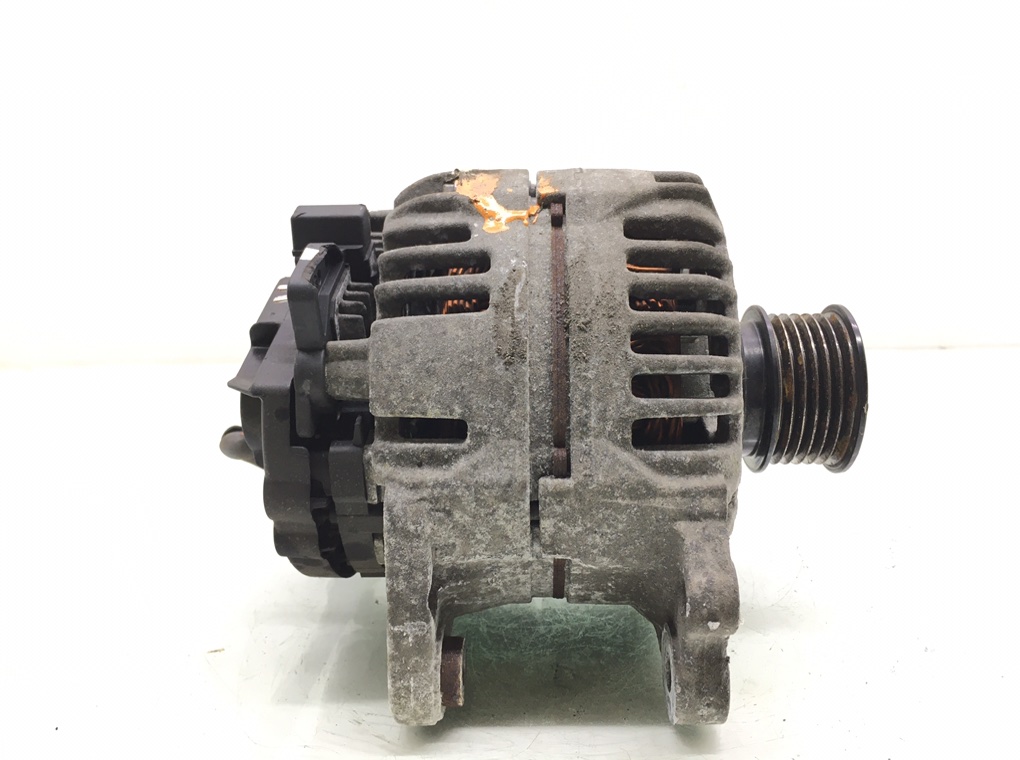 Генератор бу для Volkswagen Polo 4 1.4 i, 2006 г. Генератор бу для Volkswagen Polo 4 1.4 i, г.