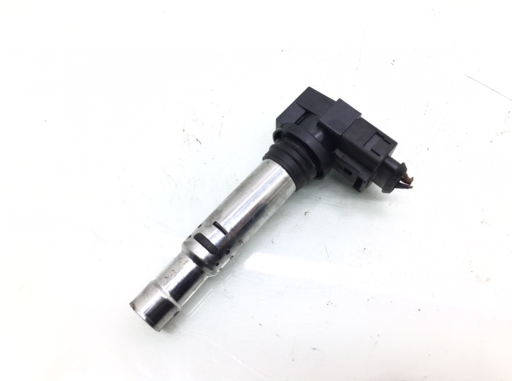 Катушка зажигания бу для Volkswagen Polo 4 1.4 i,   г.