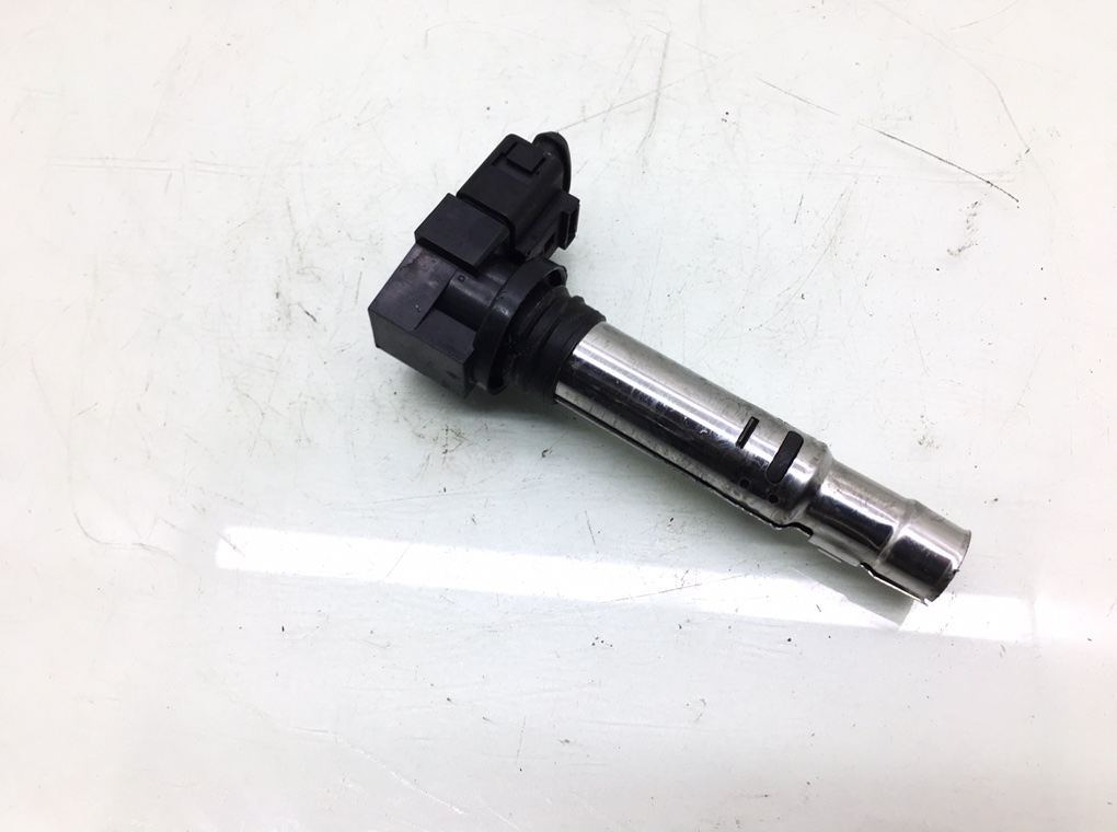 Катушка зажигания бу для Volkswagen Polo 4 1.4 i,   г.