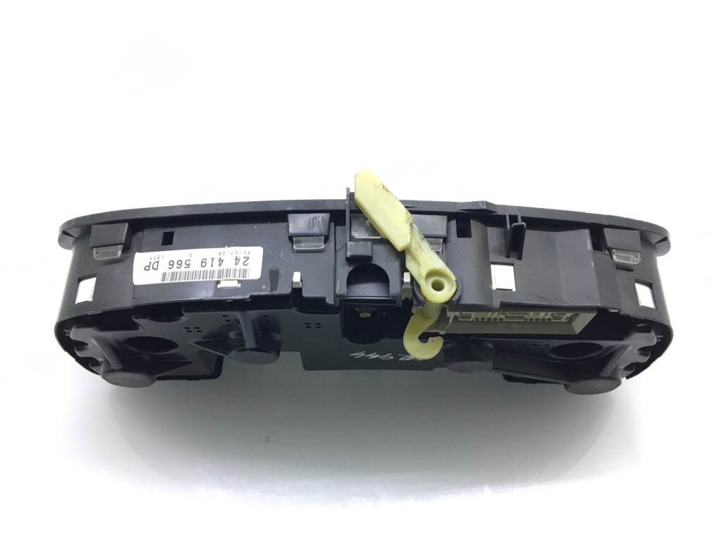 Щиток приборов (приборная панель) бу для Opel Zafira A 1.8 i,  2002 г.