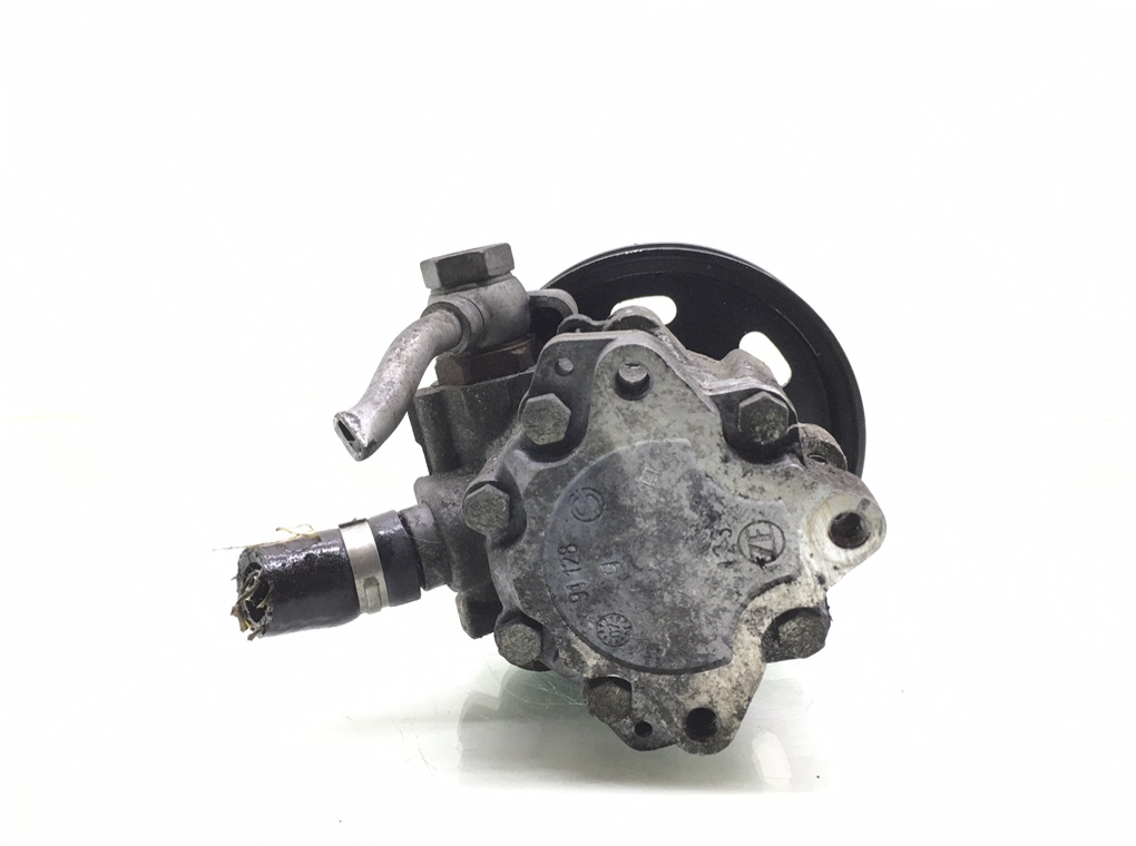 Насос гидроусилителя руля бу для Audi A4 B7 2.0 TDi, 2008 г. Насос гидроусилителя руля бу для Audi A4 B7 2.0 TDi, г.