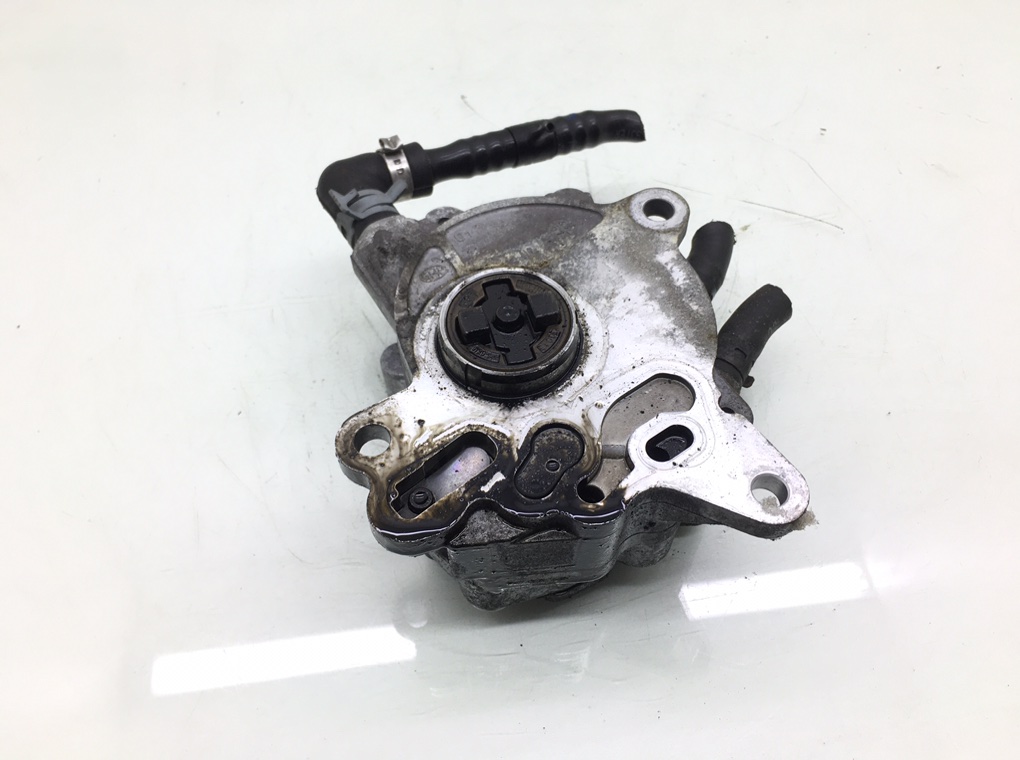 Насос вакуумный бу для Audi A4 B7 2.0 TDi, 2008 г. Насос вакуумный бу для Audi A4 B7 2.0 TDi, г.