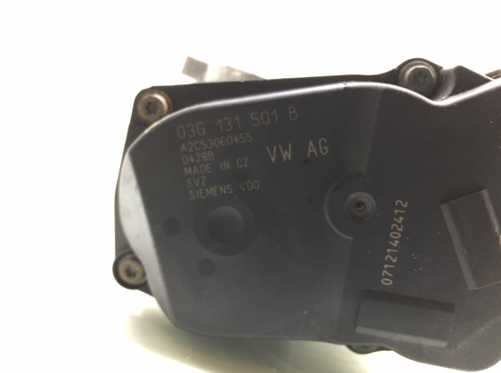 Клапан EGR бу для Audi A4 B7 2.0 TDi, 2008 г. Клапан EGR бу для Audi A4 B7 2.0 TDi, г.