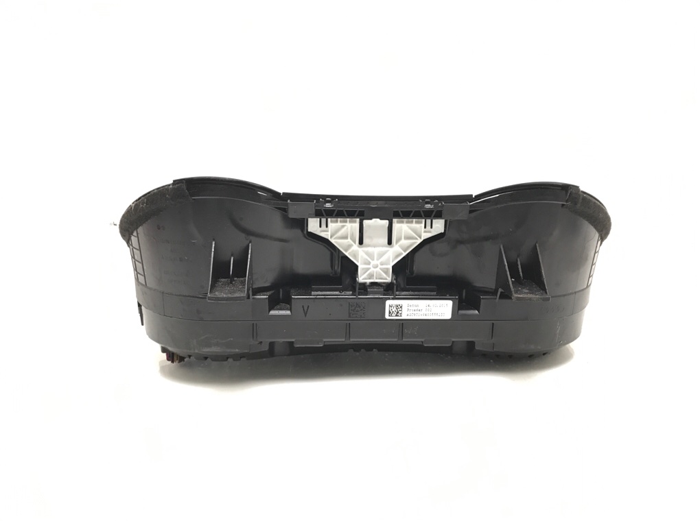 Щиток приборов (приборная панель) бу для Audi A3 8V 1.6 TDi, 2015 г. Щиток приборов (приборная панель) бу для Audi A3 8V 1.6 TDi, 2015 г.