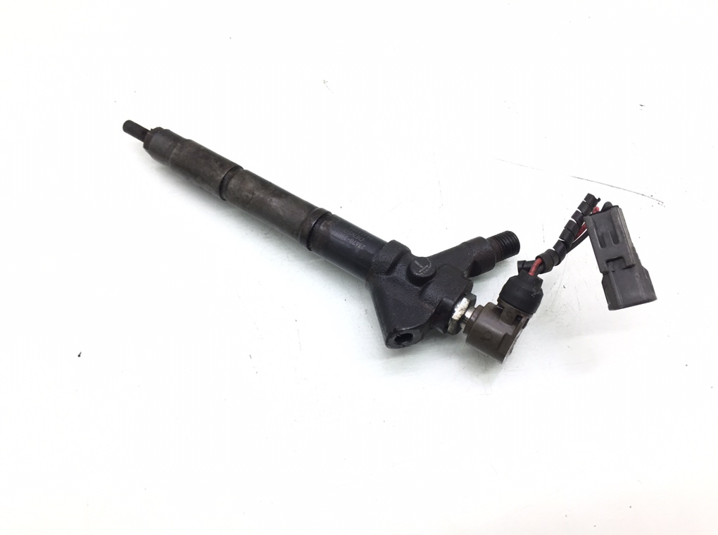 Форсунка бу для Lexus IS 2 2.2 TD,   г.