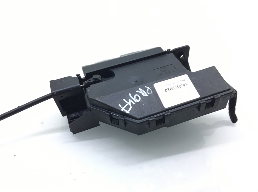 Замок багажника бу для BMW 3 E90/E91/E92/E93 2.0 TD,  2006 г.