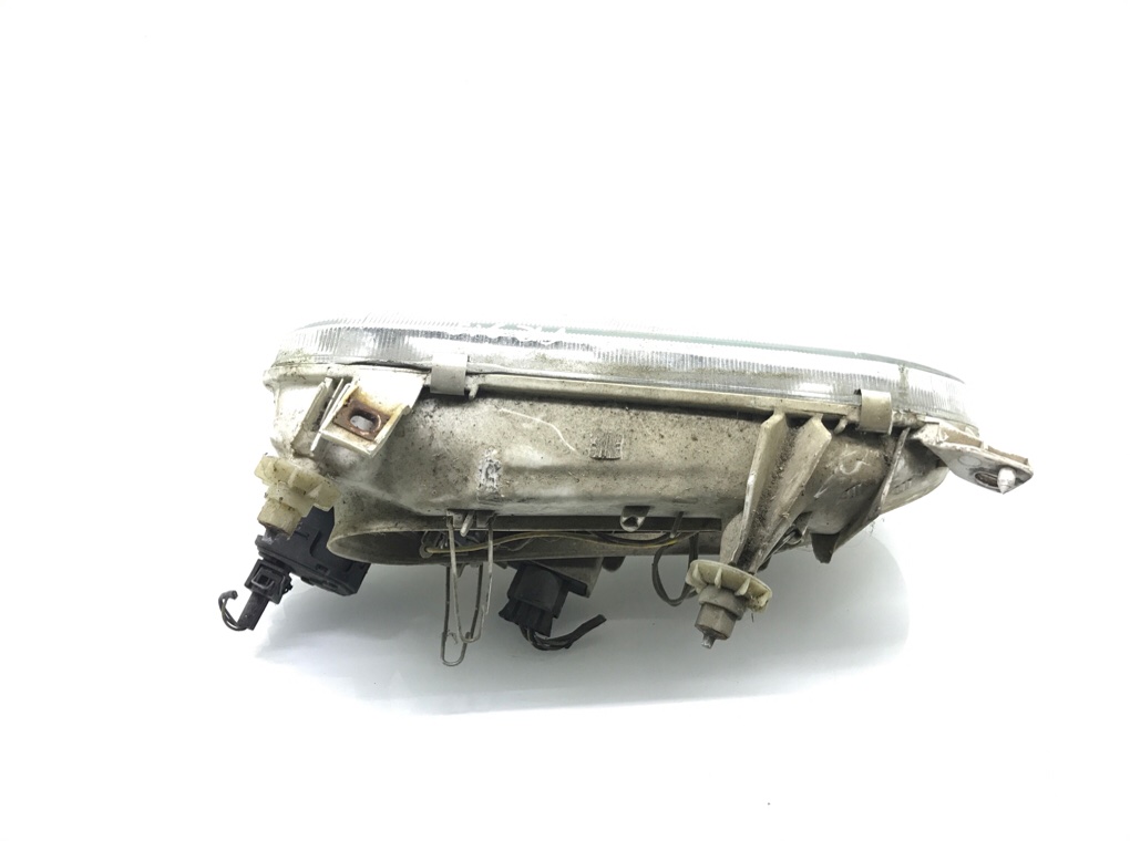 Фара левая бу для Volkswagen Golf 3 2.0 i, 1997 г. Фара левая бу для Volkswagen Golf 3 2.0 i, 1997 г.