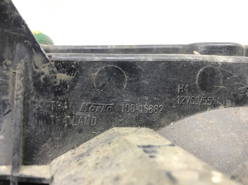 Фара правая бу для Ford Ranger 2 2.5 D,  2007 г.