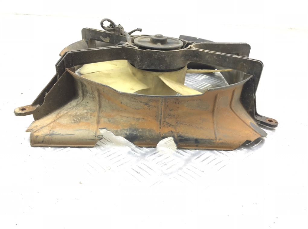 Вентилятор радиатора бу для Toyota RAV4 1 2.0 i, 1998 г. Вентилятор радиатора бу для Toyota RAV4 1 2.0 i, 1998 г.