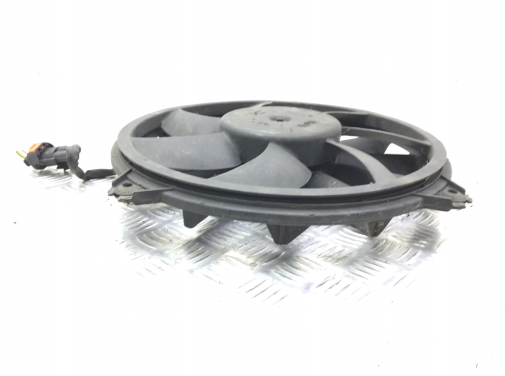 Вентилятор радиатора бу для Citroen C4 Grand Picasso 1 1.6 HDi,  2010 г.