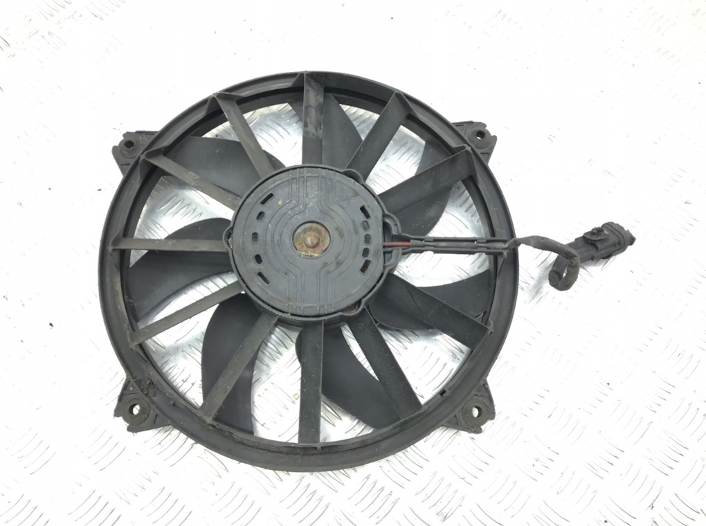 Вентилятор радиатора бу для Citroen C4 Grand Picasso 1 1.6 HDi,  2010 г.