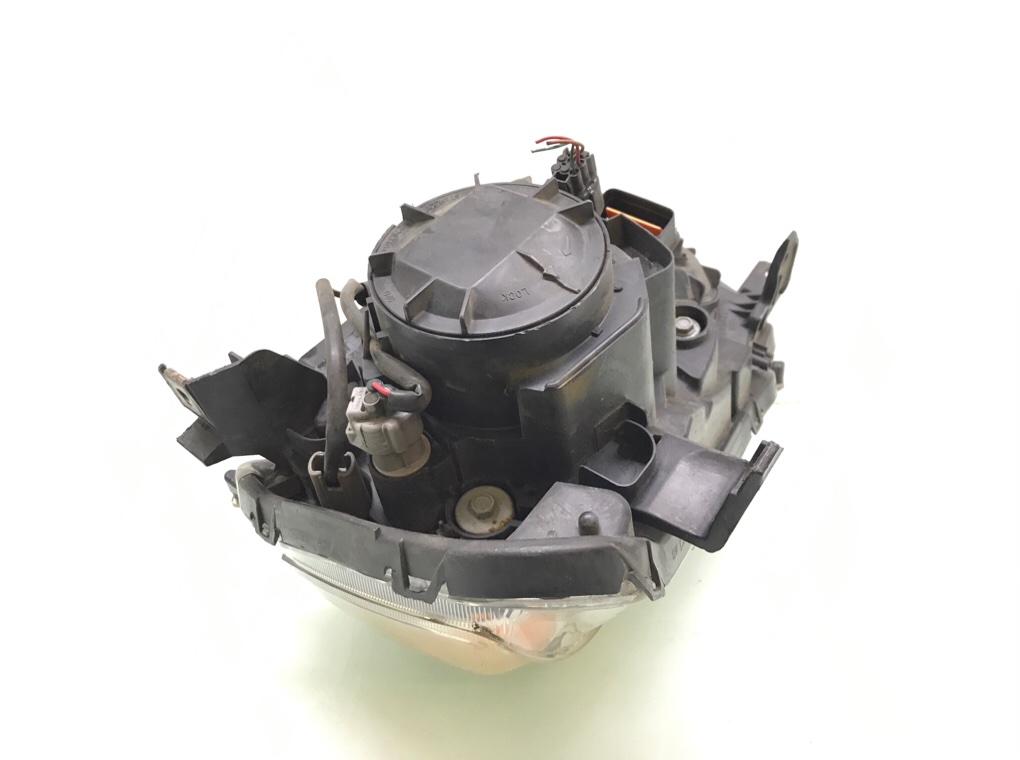 Фара правая бу для Mitsubishi Outlander 2 2.3 D, 2012 г. Фара правая бу для Mitsubishi Outlander 2 2.3 D, 2012 г.