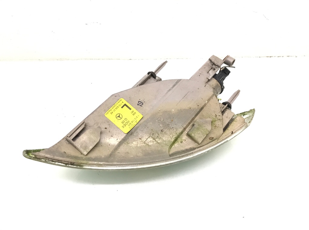 Поворотник левый бу для Mercedes SLK R170 3.2 i,  2001 г.