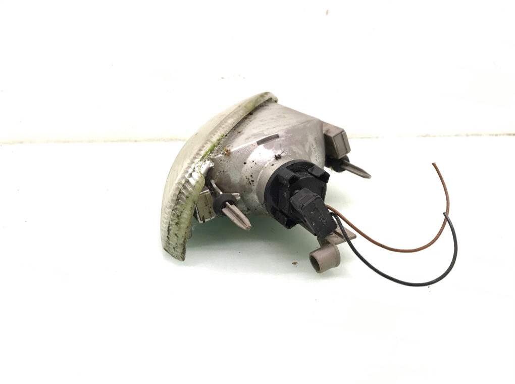 Поворотник правый бу для Mercedes SLK R170 3.2 i,  2001 г.