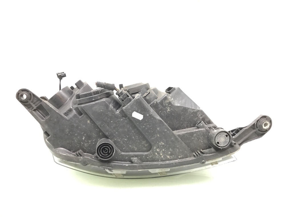 Фара левая бу для Skoda Rapid  1.6 TDi,  2014 г.