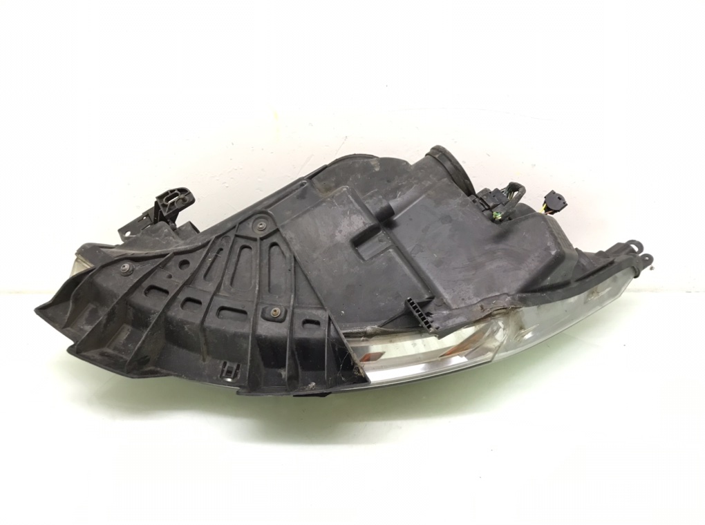 Фара правая бу для Citroen C4 Picasso  1.6 HDi,  2010 г.