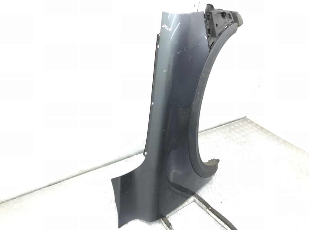 Крыло переднее правое бу для Volvo XC90  2.4 D5,  2004 г.