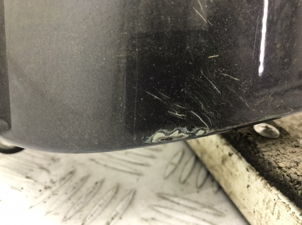 Крыло переднее правое бу для Volvo XC90  2.4 D5,  2004 г.