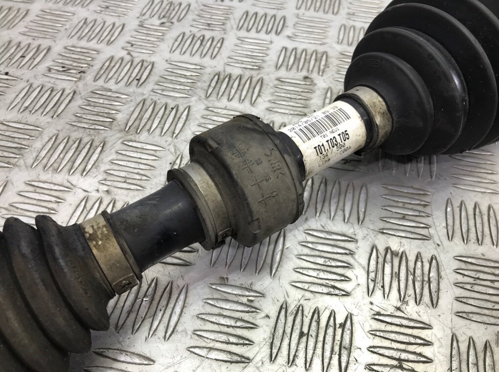 Полуось передняя правая (приводной вал, ШРУС) бу для Hyundai Santa Fe 3 2.2 CRDi, 2014 г. Полуось передняя правая (приводной вал, ШРУС) бу для Hyundai Santa Fe 3 2.2 CRDi, 2014 г.