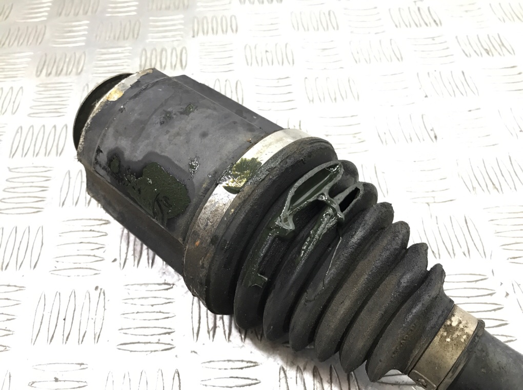 Полуось передняя правая (приводной вал, ШРУС) бу для Hyundai Santa Fe 3 2.2 CRDi, 2014 г. Полуось передняя правая (приводной вал, ШРУС) бу для Hyundai Santa Fe 3 2.2 CRDi, 2014 г.