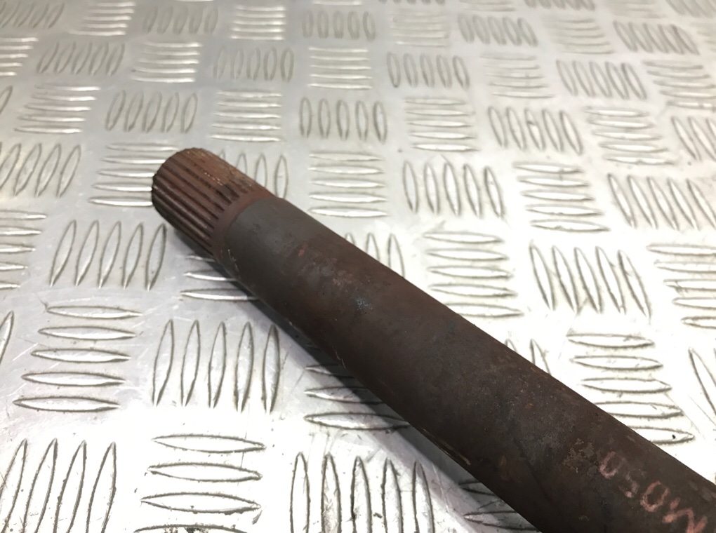 Полуось передняя правая (приводной вал, ШРУС) бу для Hyundai Santa Fe 3 2.2 CRDi, 2014 г. Полуось передняя правая (приводной вал, ШРУС) бу для Hyundai Santa Fe 3 2.2 CRDi, 2014 г.