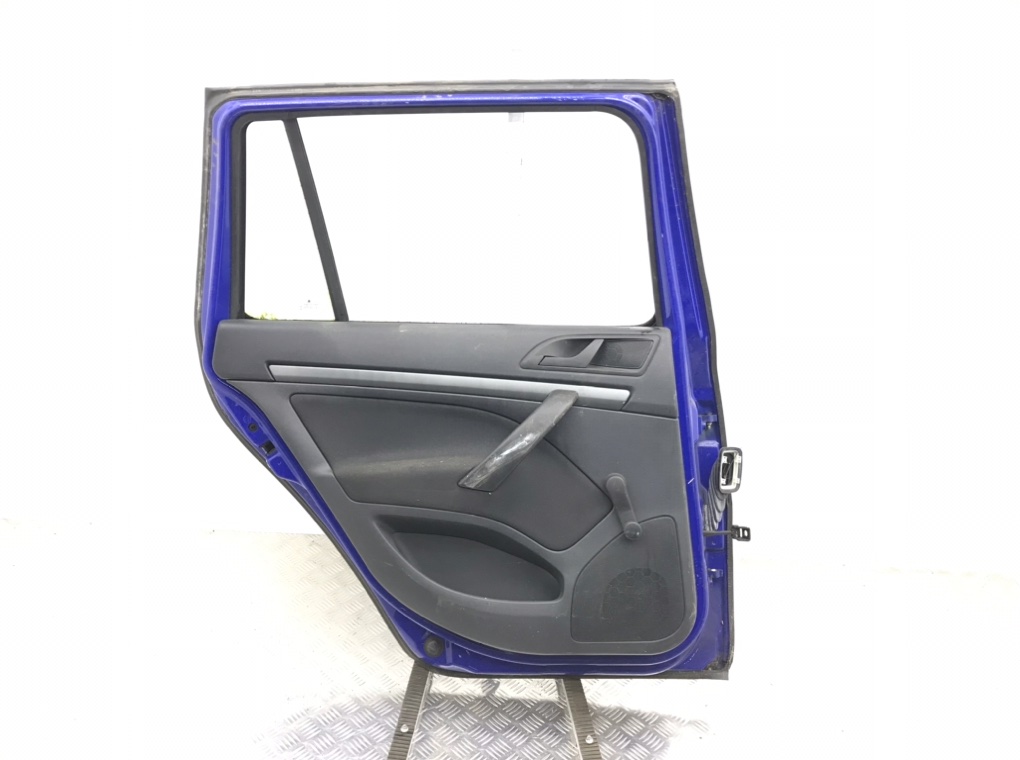 Дверь задняя левая бу для Skoda Octavia A5 1.6 TDi, 2010 г. Дверь задняя левая бу для Skoda Octavia A5 1.6 TDi, 2010 г.