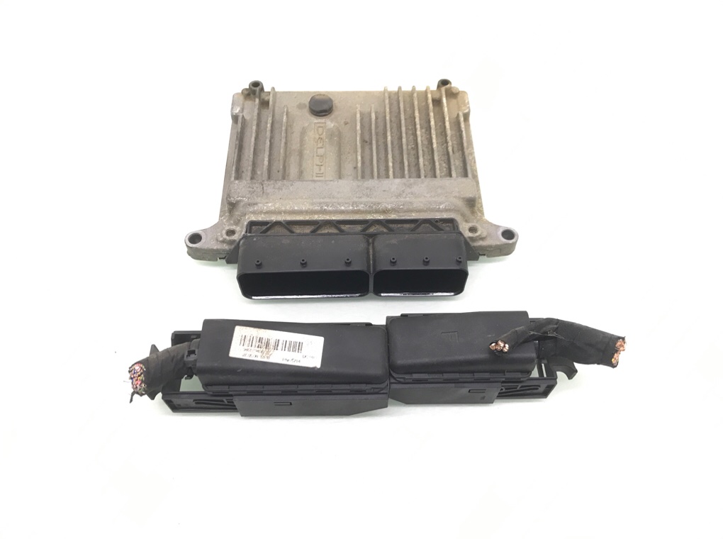 Блок управления двигателем бу для Mercedes C W204 2.2 CDi, 2009 г.