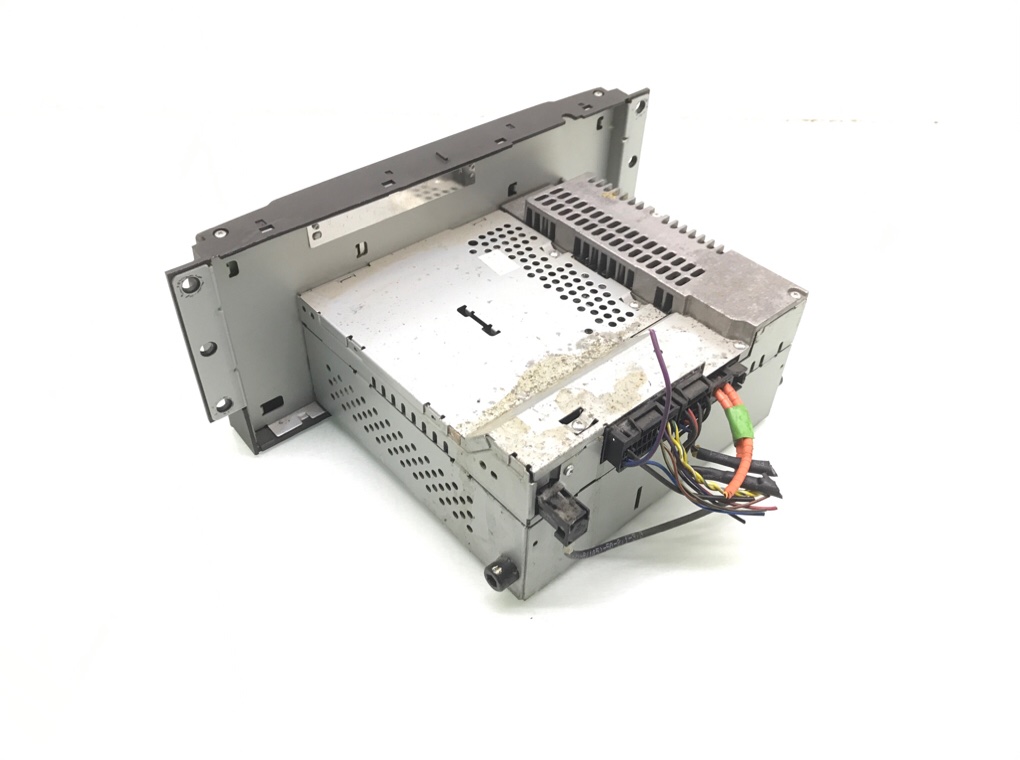 Магнитола бу для Land Rover Discovery 3 2.7 TD,  2007 г.