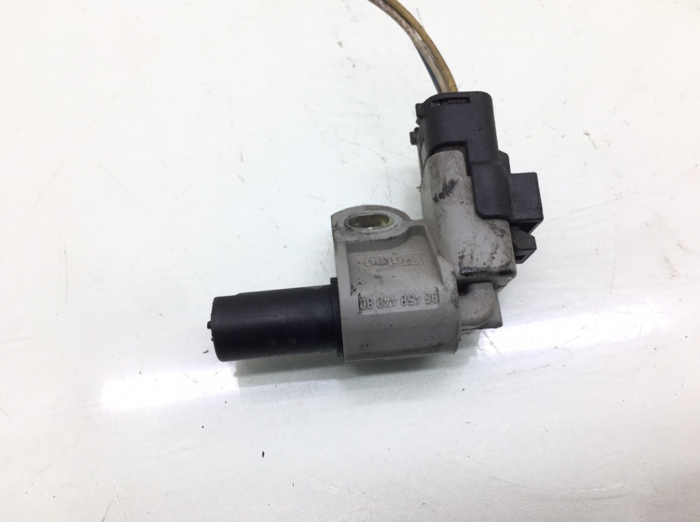 Датчик распредвала бу для Citroen C4 Picasso  2.0 HDi,  2008 г.