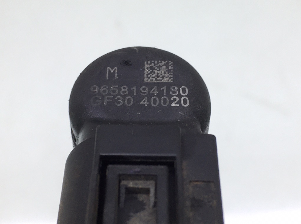 Форсунка бу для Citroen C4 Picasso 2.0 HDi, 2008 г. Форсунка бу для Citroen C4 Picasso 2.0 HDi, 2008 г.