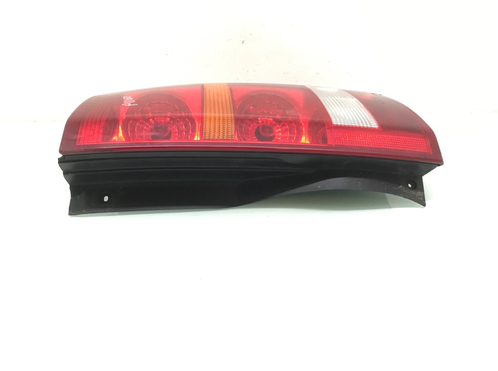 Фонарь задний правый бу для Land Rover Discovery 3 2.7 TD,  2007 г.