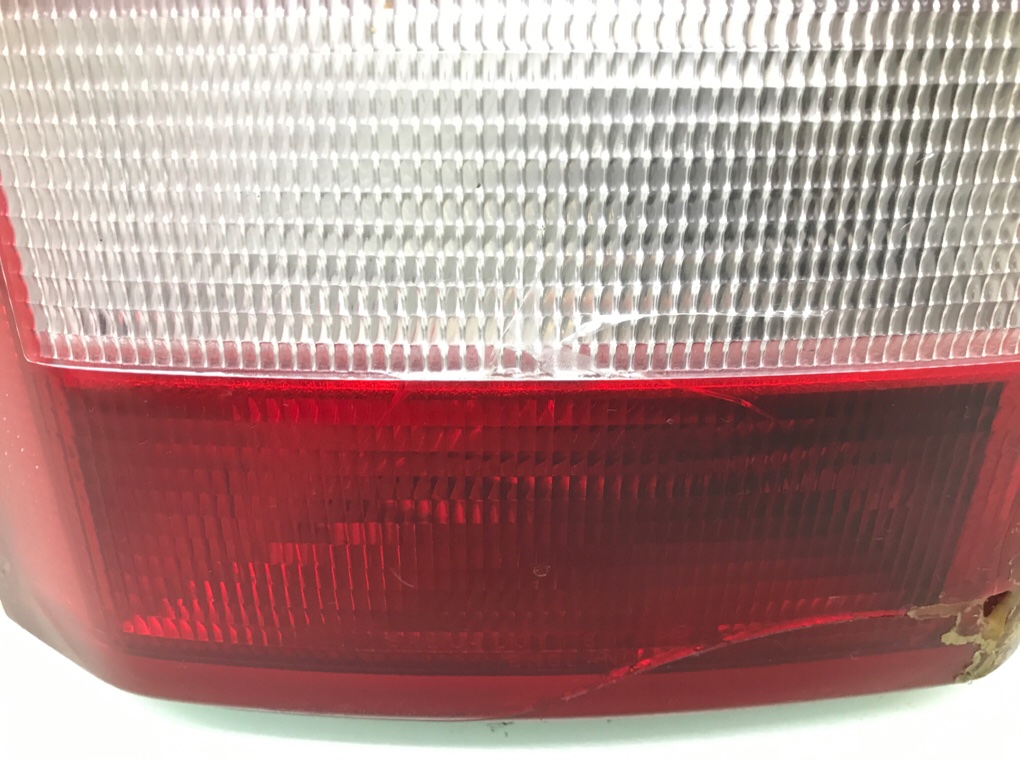 Фонарь задний правый бу для Land Rover Discovery 3 2.7 TD,  2007 г.