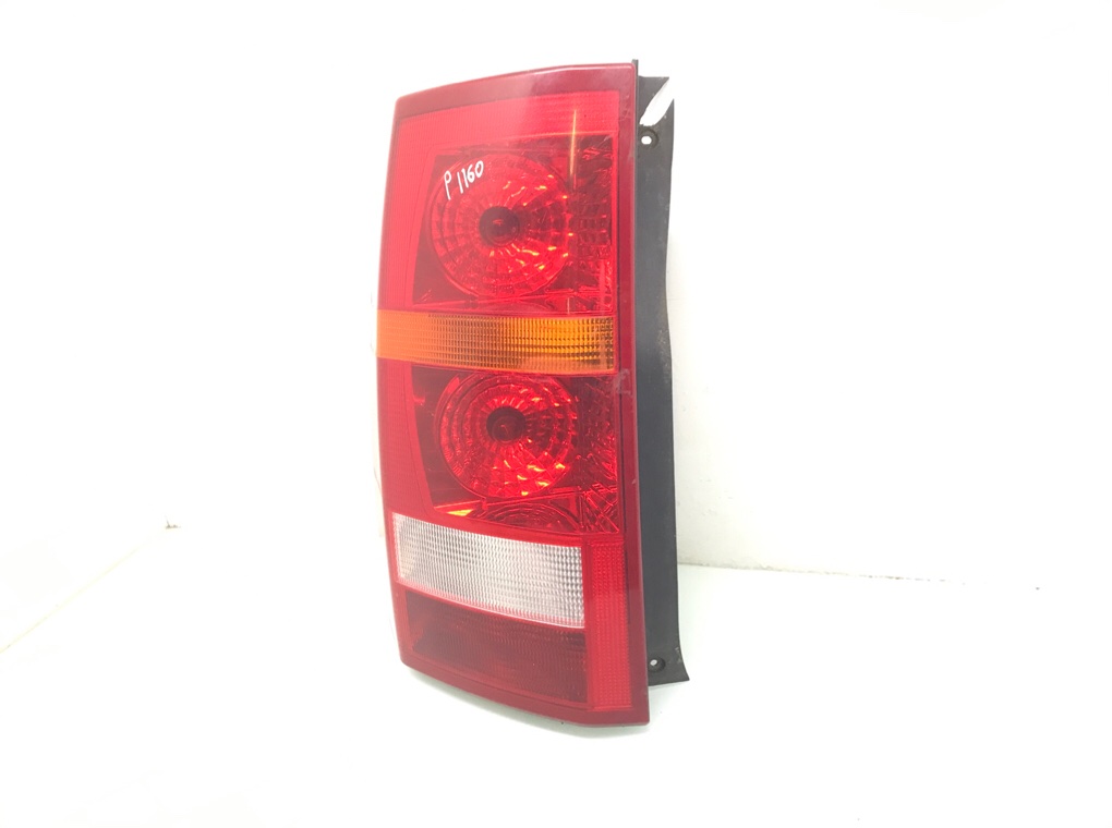 Фонарь задний левый бу для Land Rover Discovery 3 2.7 TD,  2007 г.