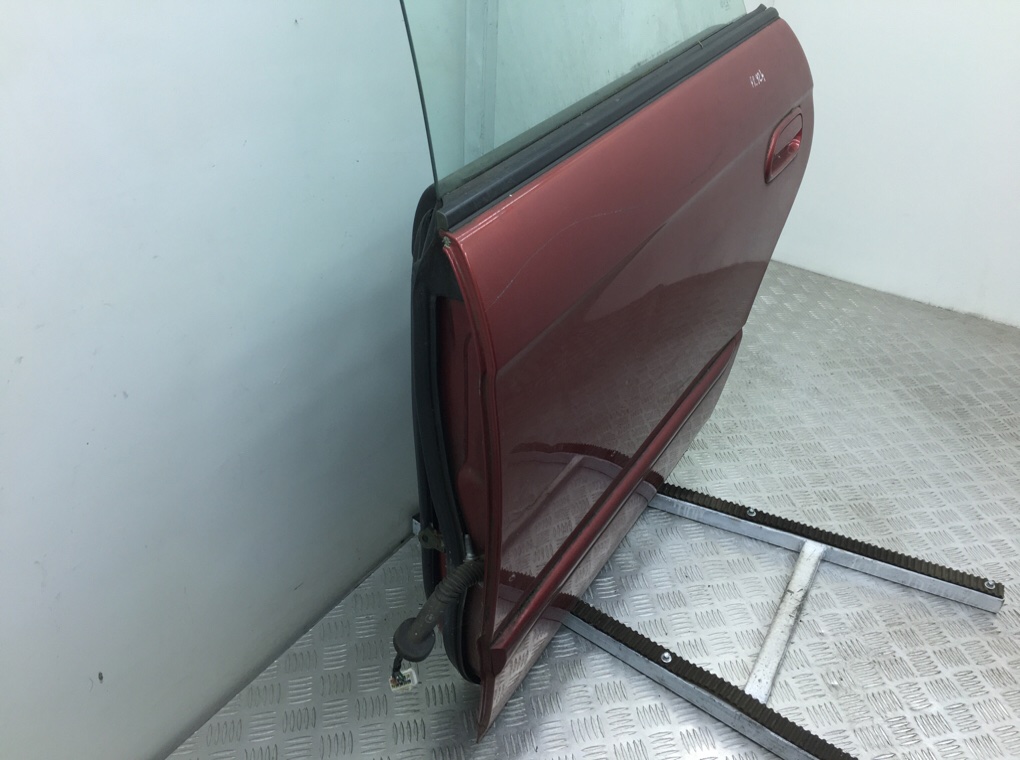 Дверь задняя левая бу для Subaru Legacy 3 2.0 i,  2003 г.