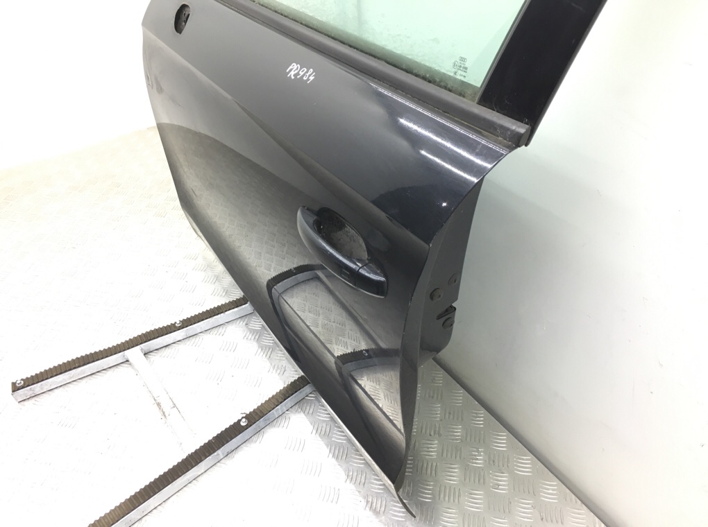 Дверь передняя левая бу для Audi A1 1.6 TDi, 2013 г. Дверь передняя левая бу для Audi A1 1.6 TDi, 2013 г.